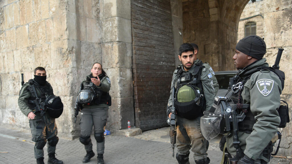 Two Policemen Hurt In Stabbing Attack In Jerusalem