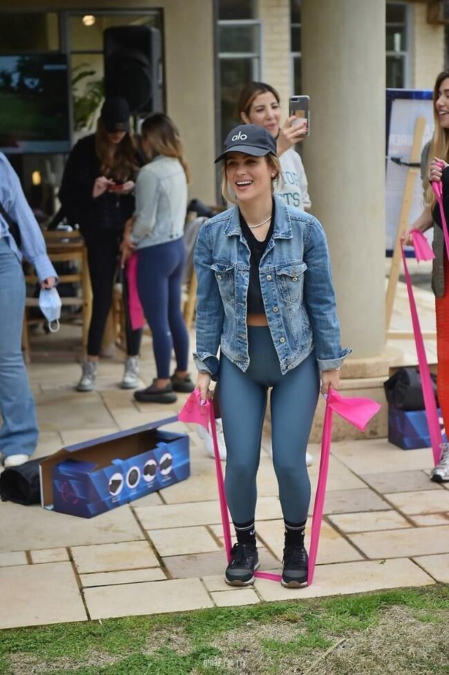 נראה כמו תרגיל מסובך. מור סילבר (צילום: ארן חן צלמים) נראה כמו תרגיל מסובך. מור סילבר
