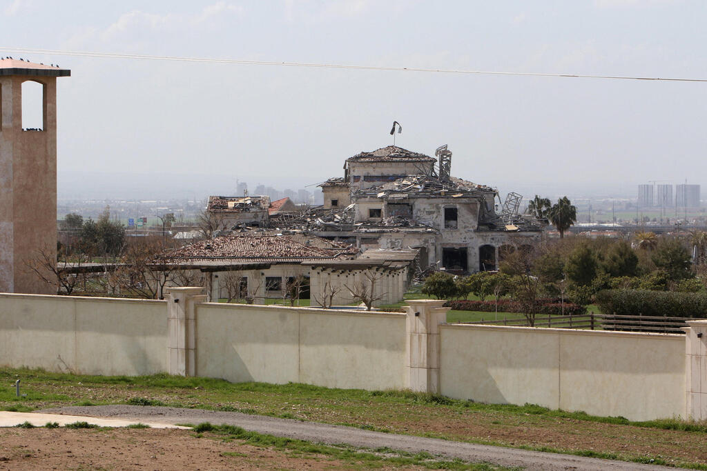 Le bâtiment bombardé à Erbil, Irak
