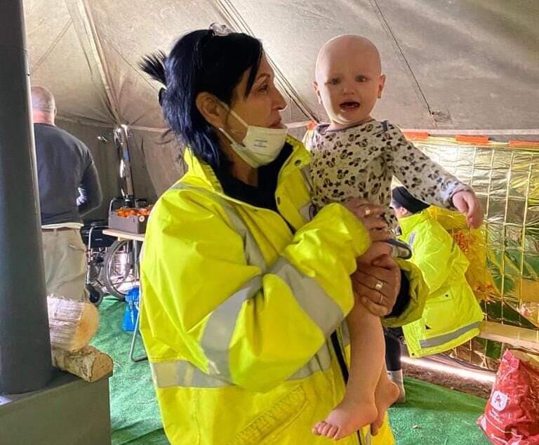 Malka Stein מתאמי השתלות ישראלים מתנדבים סיוע לפליטים מאוקראינה
