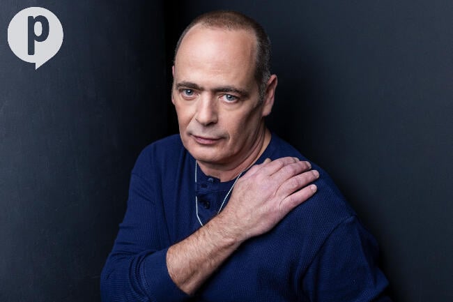 "אבא שלי אפילו הציע את המיטה לי ולחבר שלי, כך שלא הסתרתי מאף אחד שום דבר" (צילום: טל שחר) "אבא שלי אפילו הציע את המיטה לי ולחבר שלי, כך שלא הסתרתי מאף אחד שום דבר"