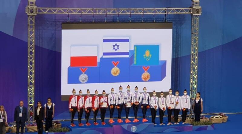 נבחרת ההתעמלות האומנותית על הפודיום (באדיבות איגוד ההתעמלות בישראל) נבחרת ההתעמלות האומנותית על הפודיום