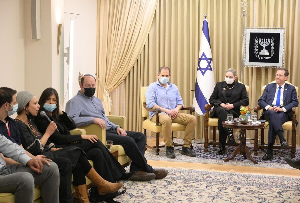 צילום: עמוס בן גרשום/ לע"מ נשיא המדינה ורעייתו אירחו את ארגון מקו״ם, מועצת הקהילות והקבוצות המשימתיות, המסייעים לפליטים מאוקראינה בגבולות אירופה