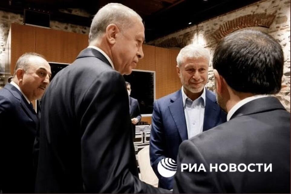 אברמוביץ' וארדואן, היום באיסטנבול רומן אברמוביץ' רג'פ טאיפ ארדואן שיחות ב איסטנבול שב טורקיה בין רוסיה ל אוקראינה
