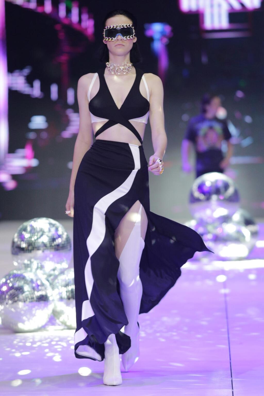 התצוגה של ינקי ונטף בשבוע האופנה קורנית תל אביב 2022