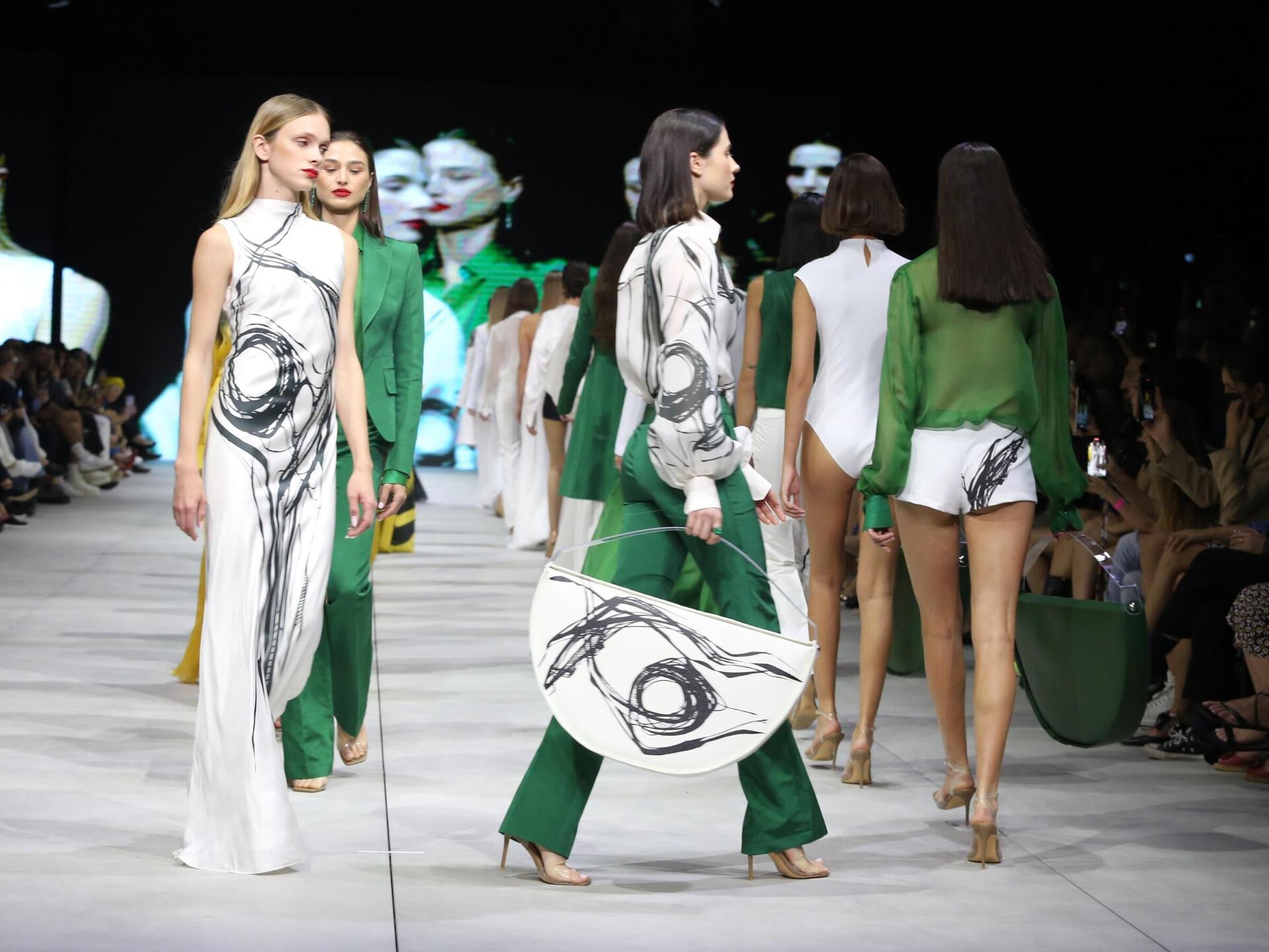 התצוגה של שי שלום בשבוע האופנה קורנית תל אביב 2022