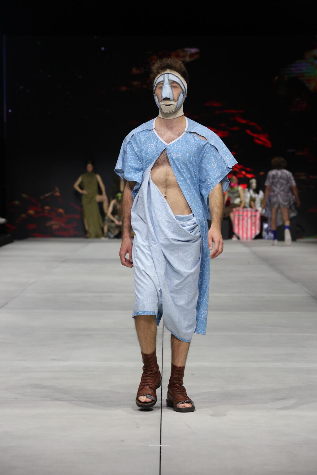 התצוגה של דוד וקסלר בשבוע האופנה קורנית תל אביב 2022