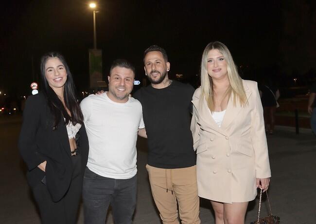 יודעים איך זה מרגיש לזכות במיליון שקל. אסי ועדי בוזגלו וטילטיל עם אשתו ורד