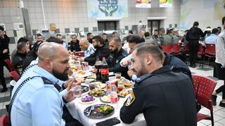  סעודת "איפטאר"במטה מחוז ירושלים