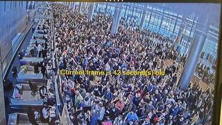 וכך התורים בנתב"ג נראים ממצלמות האבטחה