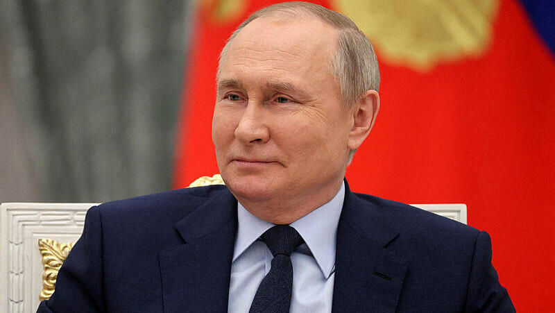 נשיא רוסיה ולדימיר פוטין ב קרמלין