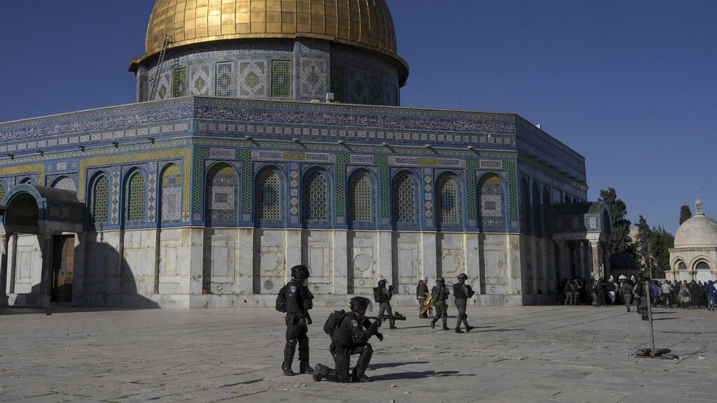 Police troops on Temple Mount during riots there last Friday 