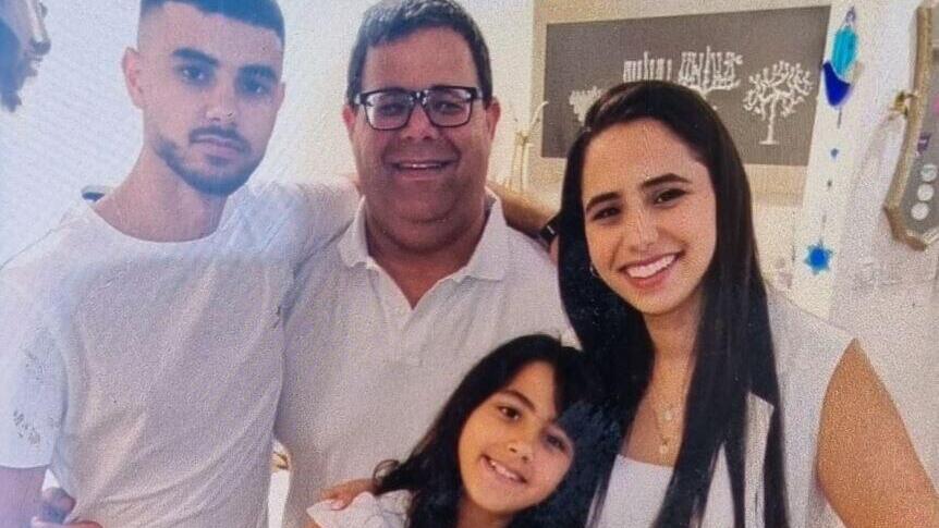 ערן וילדיו בליל הסדר האחרון