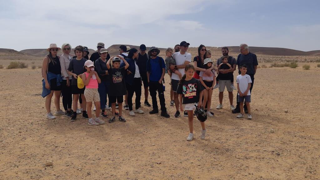 חג שמח בגב ימין (צילום: גמיל אלאטראש רשות הטבע והגנים) אזור גב ימין מזג אוויר מטיילים פסח חג