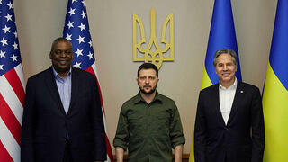 נשיא אוקראינה וולודימיר זלנסקי מזכיר המדינה של ארה"ב אנתוני בלינקן שר ההגנה לויד אוסטין