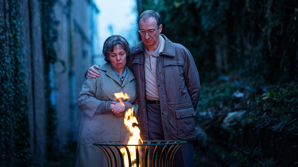מתוך "סודות בחצר האחורית" (צילום: באדיבות HBO) מתוך "סודות בחצר האחורית"