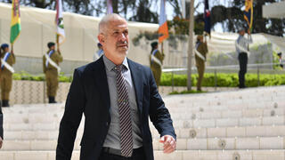 טקס הנחת דגל הלאום על קברי חללי צה"ל הר הרצל ירושלים