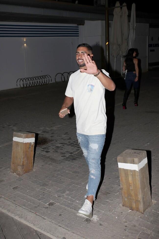 עכשיו באים?