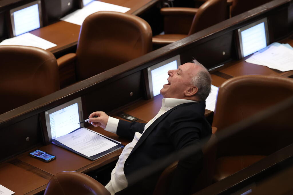 דודי אמסלם במליאה. מתקפה על יו"ר הכנסת (צילום: עמית שאבי ) דודי דוד אמסלם
