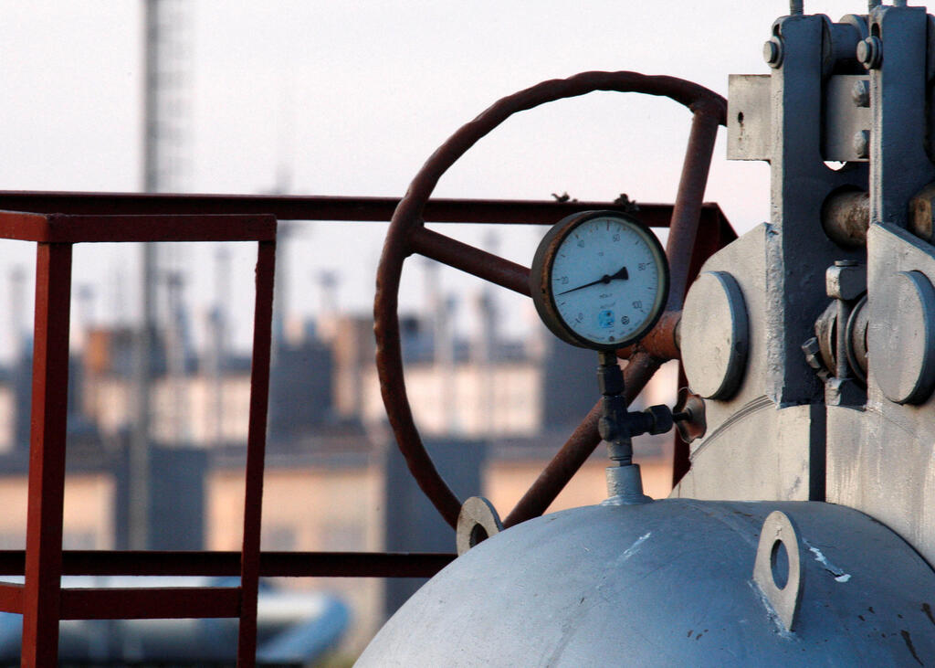 מתקן גז טבעי ב אודסה אוקראינה ארכיון