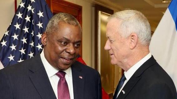 שר הביטחון בני גנץ נפגש עם מזכיר ההגנה האמריקאי לויד אוסטין בוושינגטון
