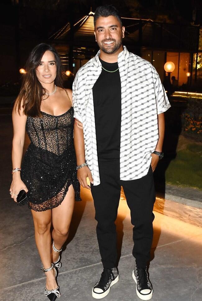 הורים מנוסים לארבעה ילדים. משה פרץ וירדן וגוזלן (צילום: אמיר מאירי) הורים מנוסים לארבעה ילדים. משה פרץ וירדן וגוזלן