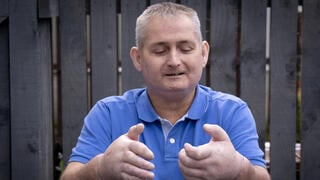 סטיבן גלאגר 