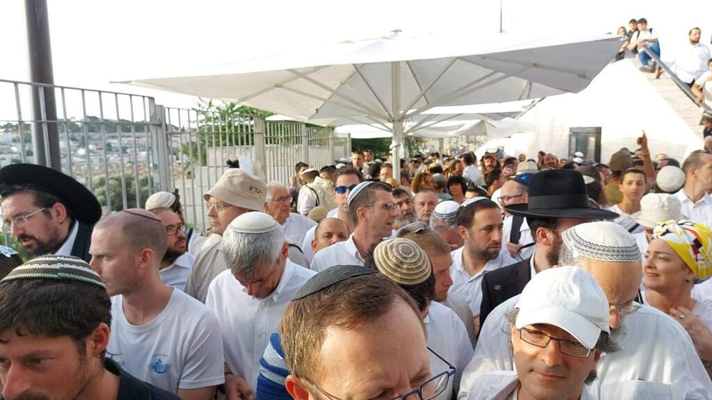 צילום: ארגון בידינו יהודים בכניסה להר הבית ביום ירושלים