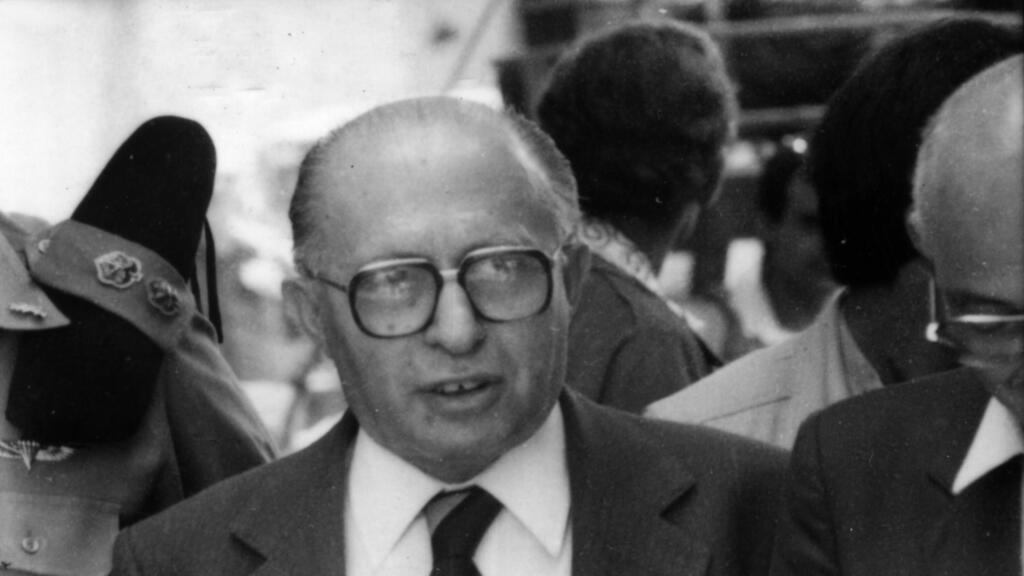 "זה לא הגיוס של מלחמת יום הכיפורים". מנחם בגין (צילום: ארכיון צה"ל במשרד הביטחון) ביקורים וכנסים שנערכו בלבנון ובארץ בנושא