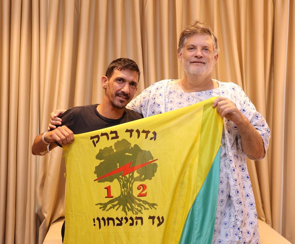 Ari Ringer and Yossi Moskovitsh התורם ומקבל התרומה