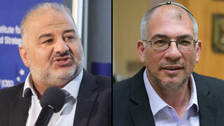 יואב דודקביץ', מנסור עבאס