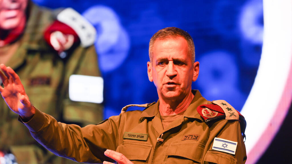 "הנכונות להילחם קודמת ללחיצה על ההדק". כוכבי (צילום: יריב כץ) אביב כוכבי