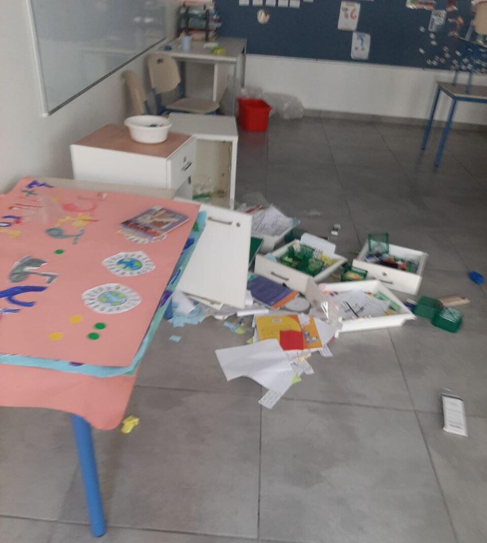 בית הספר לאחר הפריצה 