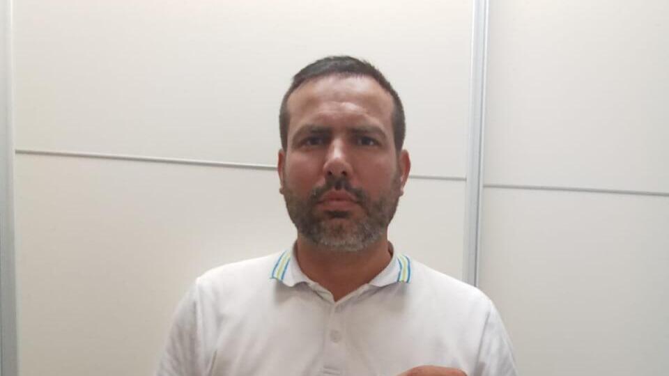 "אני לא יודע כמה אוכל להמשיך בענף המשפיל והמוזנח הזה". יוני קריספין יוני קריספין