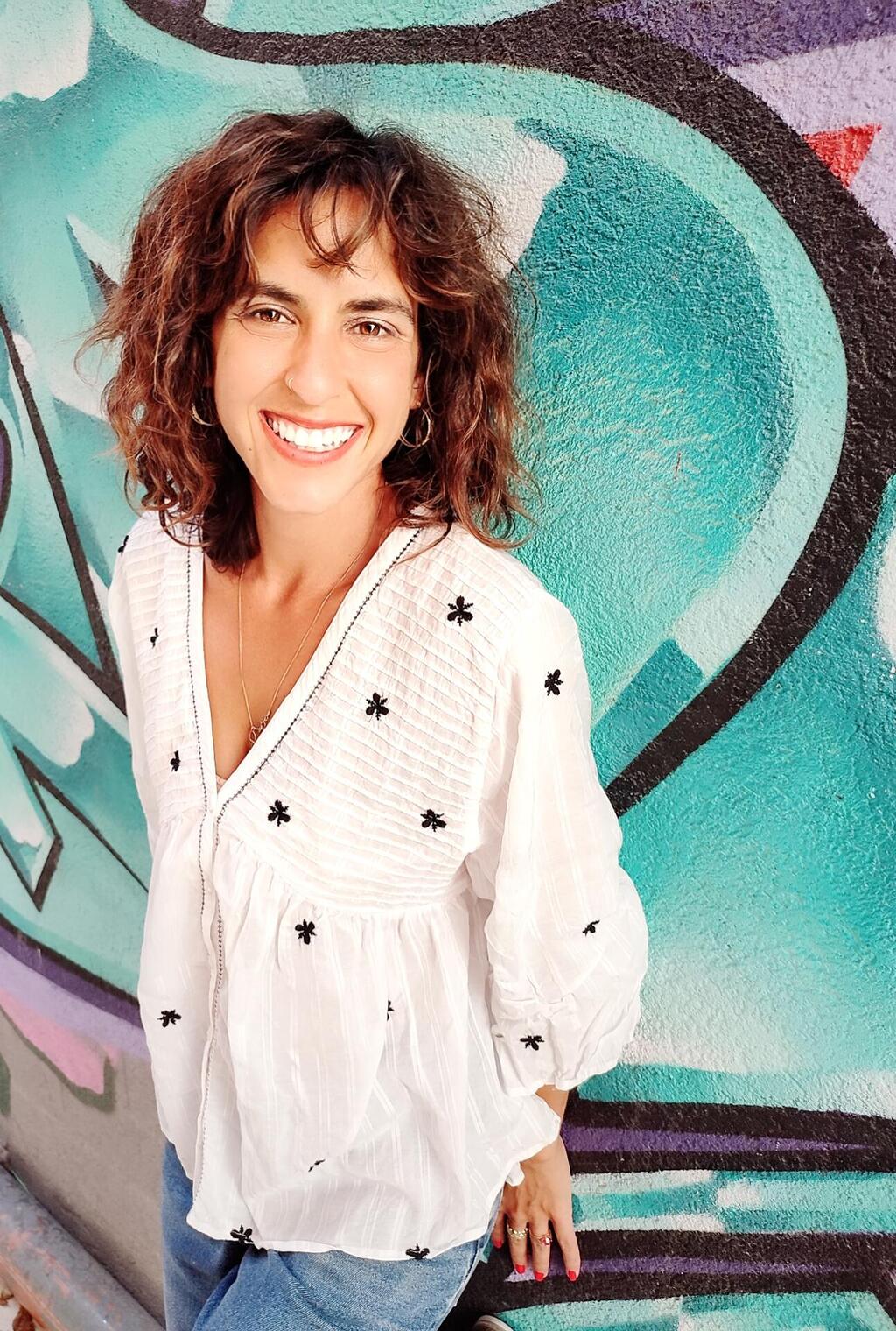 מיטל פלג מזרחי. "המחיר שווה את זה" (שחר הילה מרוז) מיטל פלג מזרחי