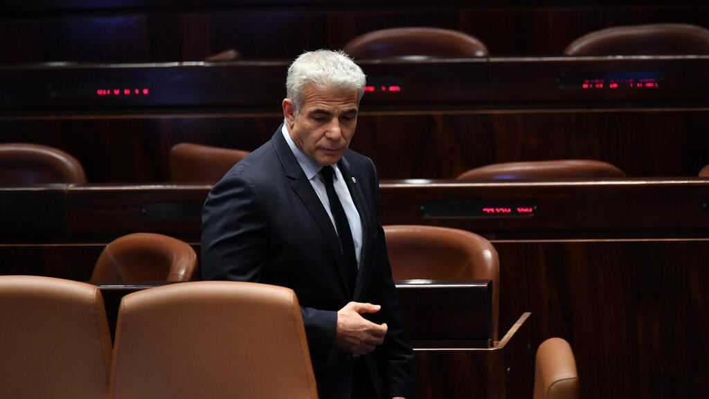 יאיר לפיד ונפתלי בנט במליאת הכנסת