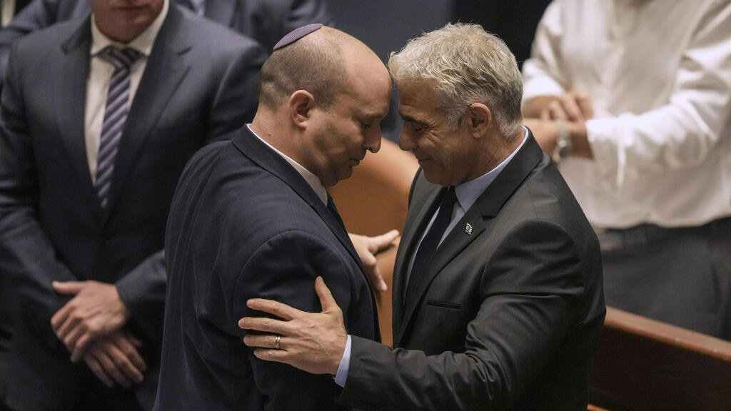 נפתלי בנט ו יאיר לפיד ב מליאת הכנסת כנסת