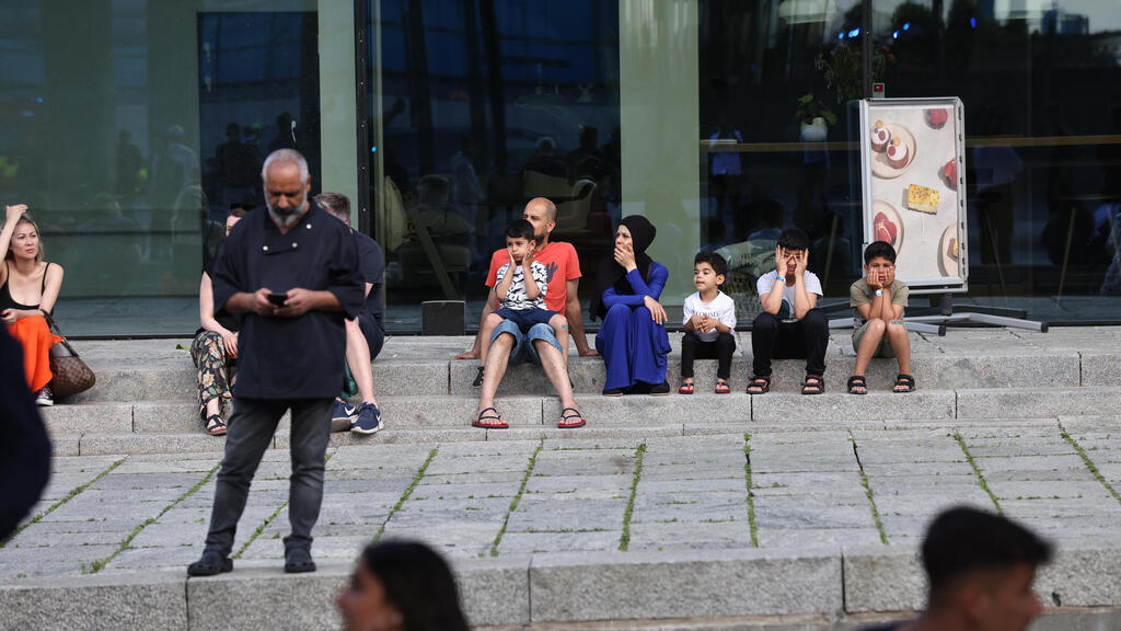 צילום: EPA פיגוע ירי יריות קניון קופנהגן דנמרק נשק נשקים פצועים אירוע רב נפגעים