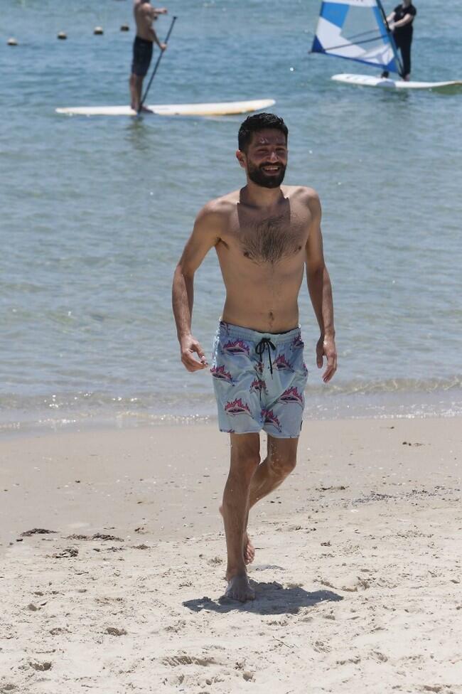 יהודה יצחקוב במראה הרטוב