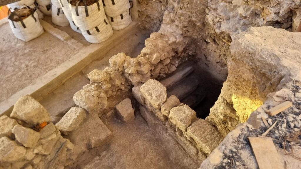 ממצאי חפירות ארכיאולוגיות למרגלות הרובע היהודי בירושלים