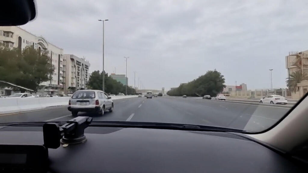 Jeddah streets have no U.S. flags ahead of Biden visit 