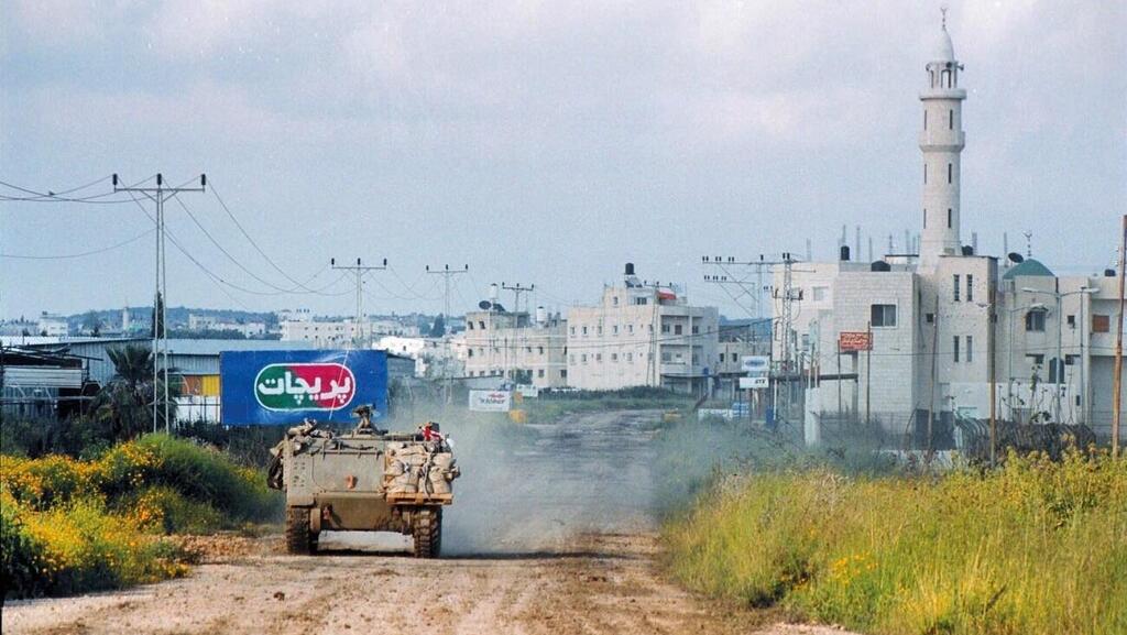 הפלסטינים כינו אותו ''השטן הקטן''. טול־כרם בזמן האינתיפאדה (צילום: טל כהן) טול־כרם בזמן האינתיפאדה