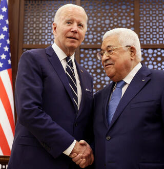 נשיא ארה"ב ג'ו ביידן ואבו מאזן בקבלת הפנים לביידן בבית לחם