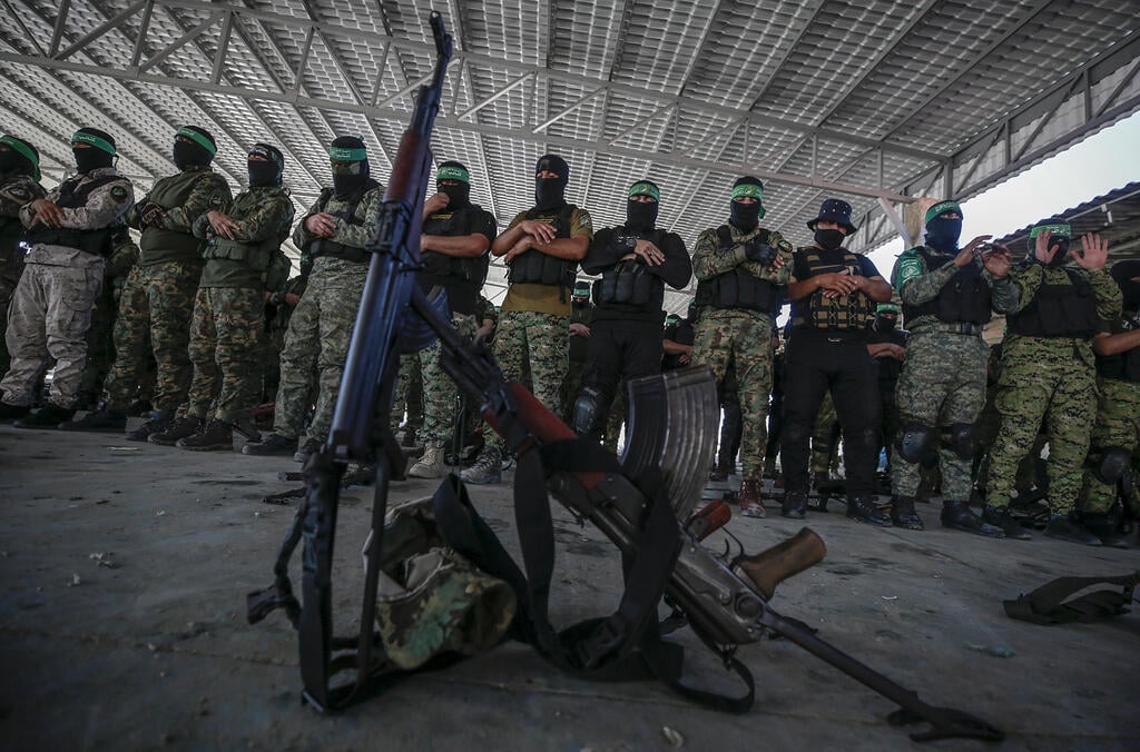 Qassam Brigades (Photo: EPA) מפגן צבאי בעזה