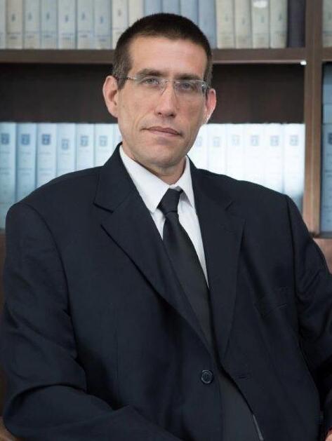 עו"ד דן סביון