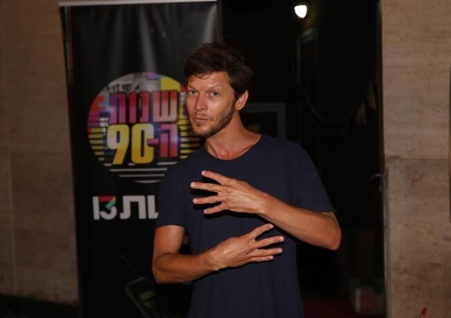 איפה האישה ההריונית? עפר שכטר