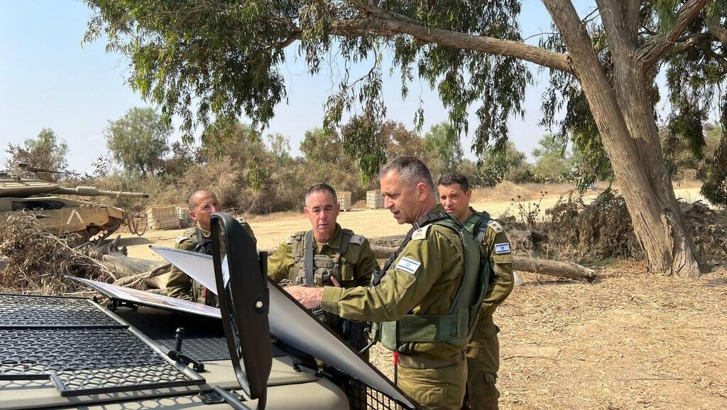 הרמטכ"ל מסייר בעוטף עזה