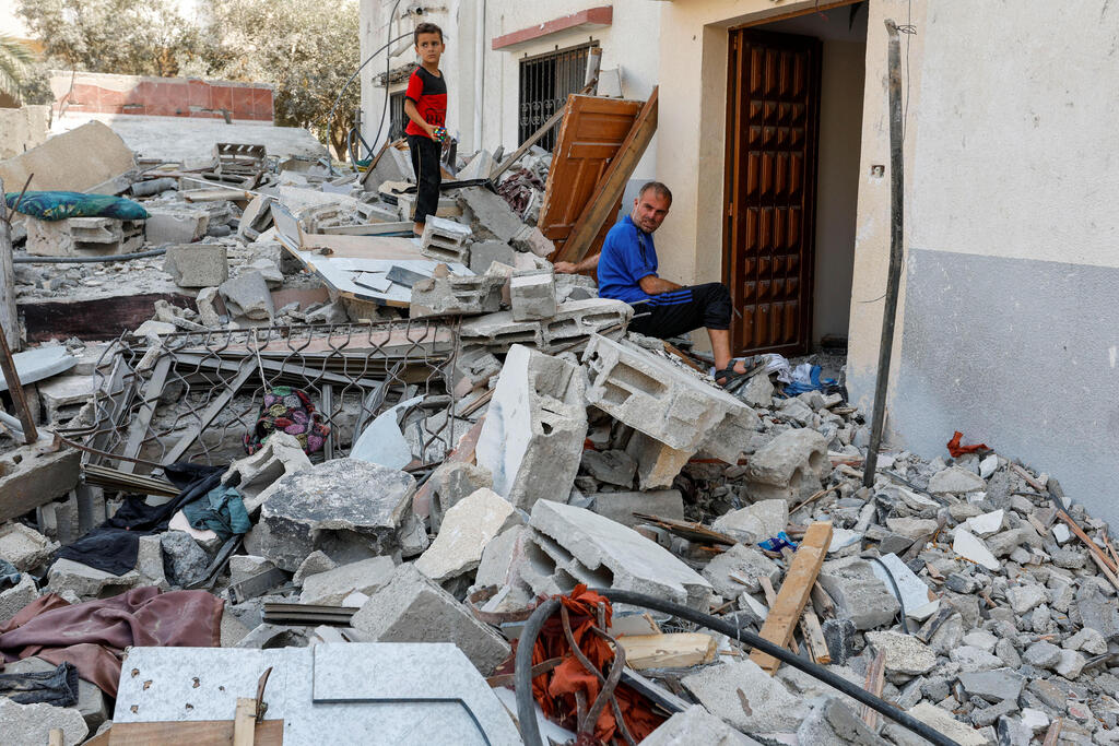 משפחה שביתה נהרס תקיפה ב עזה טוענת שקיבלה מ צה"ל התראה של 15 דקות להתפנות
