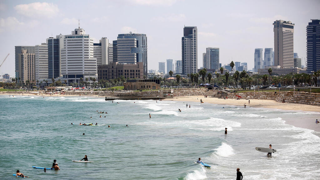 חוף הים בתל אביב