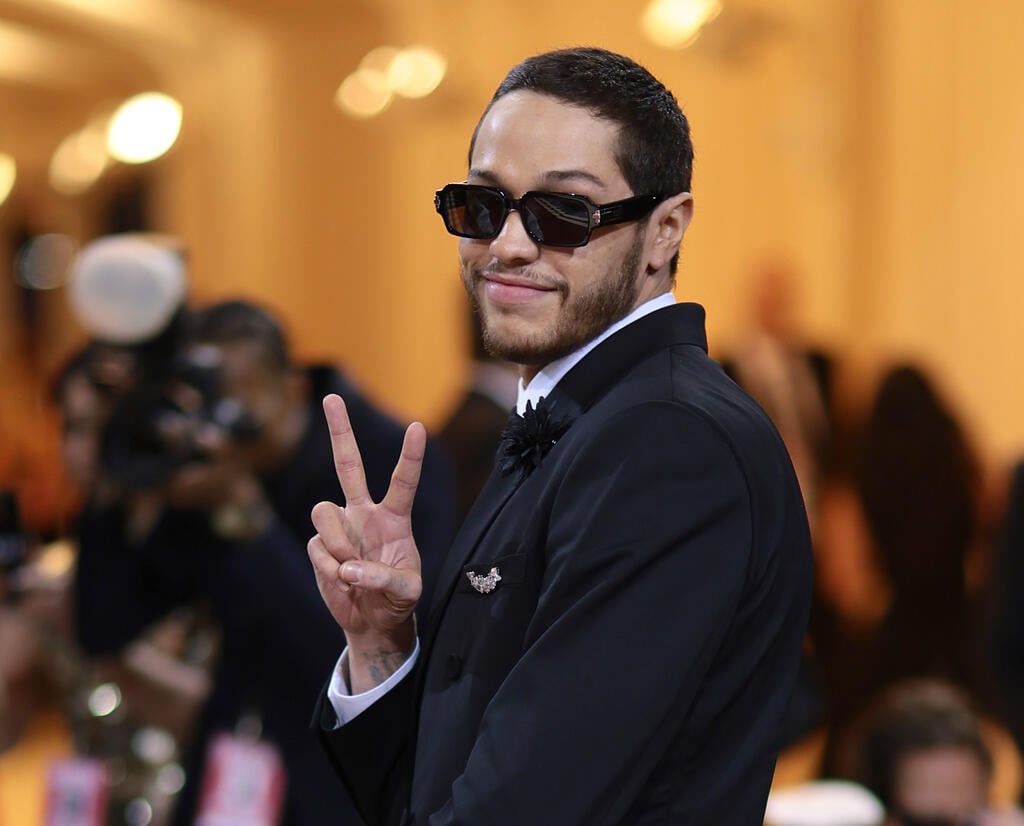 בריאות הגוף והנפש. פיט דייוידסון (צילום: Dimitrios Kambouris/Getty Images for The Met Museum/Vogue) פיט דייוידסון